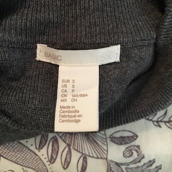 High Neck Gray Sweater - Picture 3 of 5